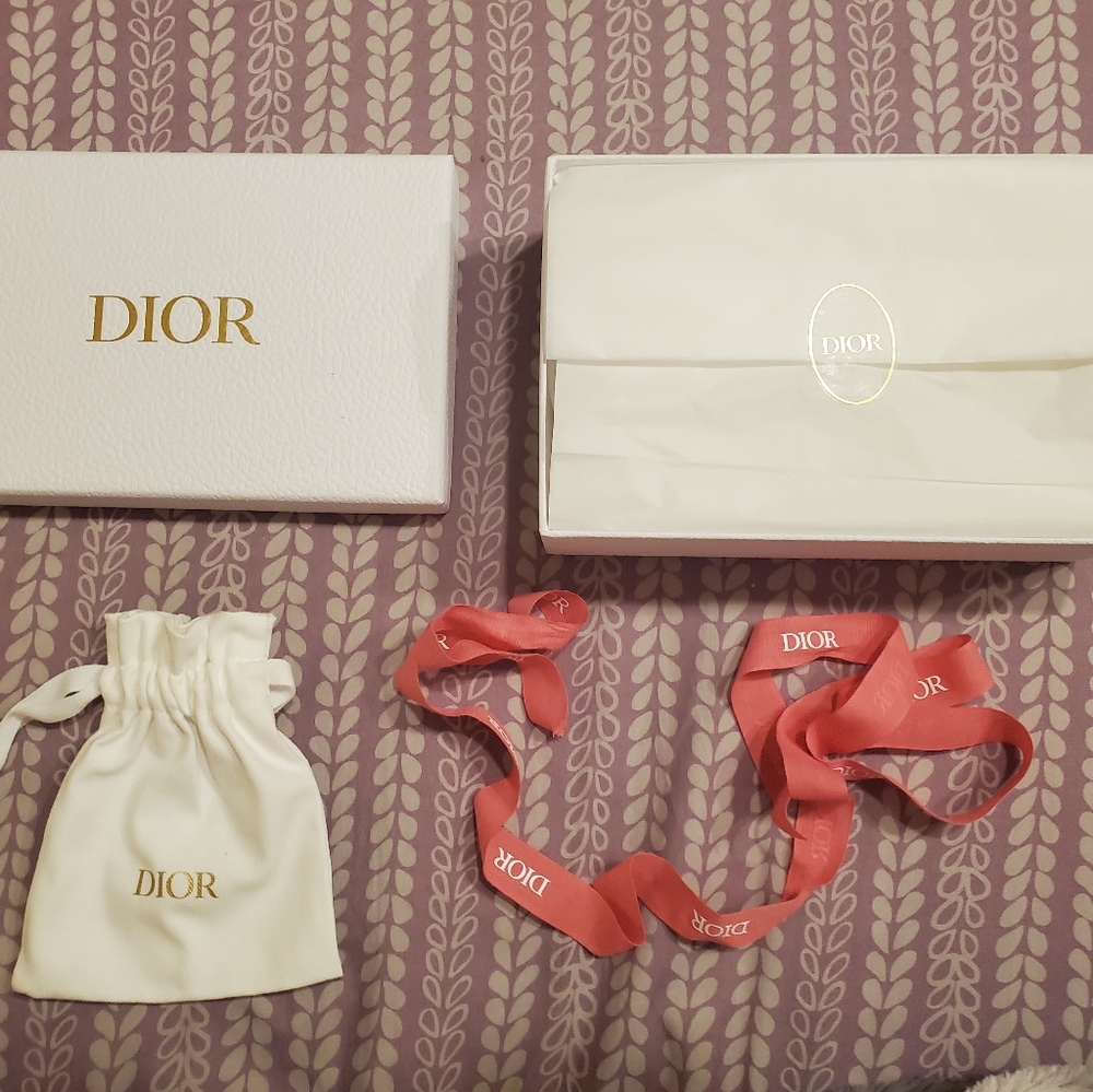 Dior Gift Box Wrap Set with Pouch